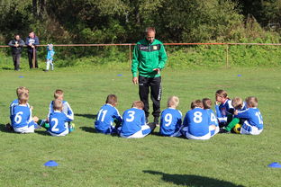 AC Milan-中小学体育教师专业能力提升路径探讨与实践，中小学体育教师应具备哪些核心素养